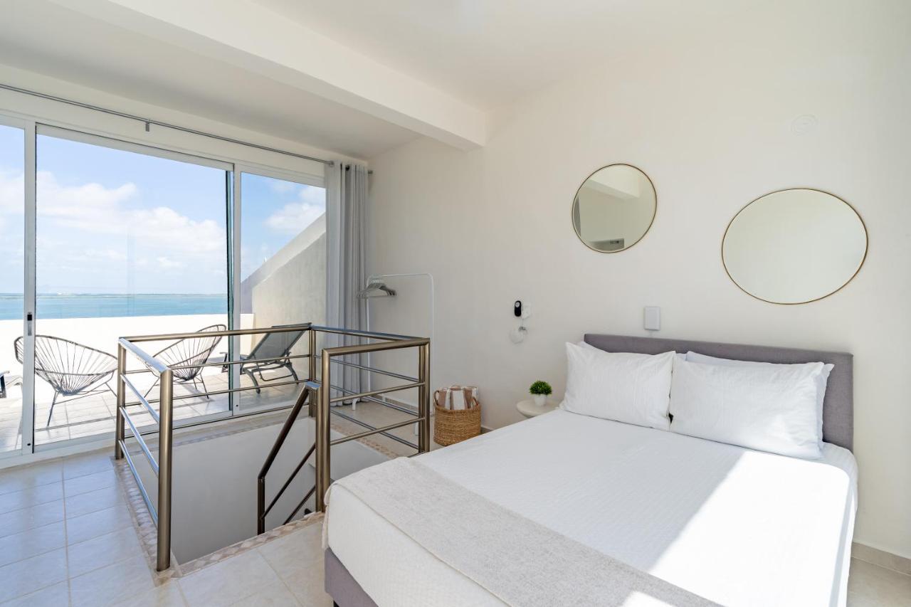 Ocean View Three Bedroom, Three Story Penthouse By The Beach 칸쿤 외부 사진